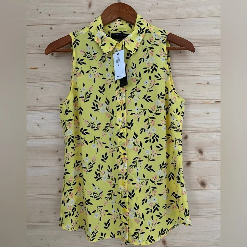 BANANA REPUBLIC Women's XS Classic Fit Yellow Floral Patterned Button-Up Blouse